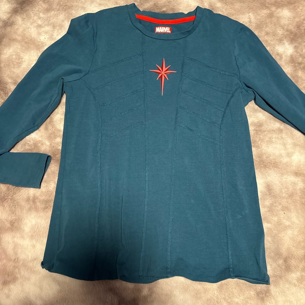Marvel Captain Marvel Teal Long Sleeve Tunic Top Women’s Small
(1018)